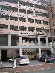 センターコート大橋