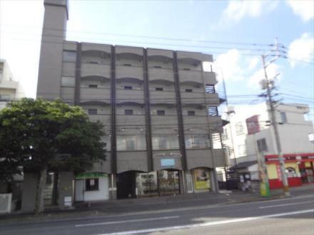 セレス九産大駅前