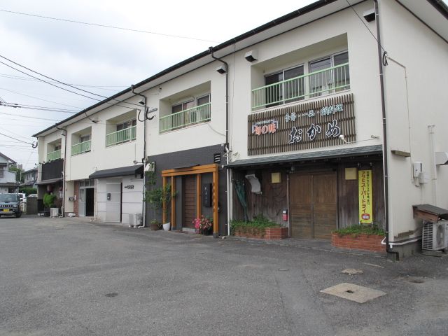 尾仲店舗