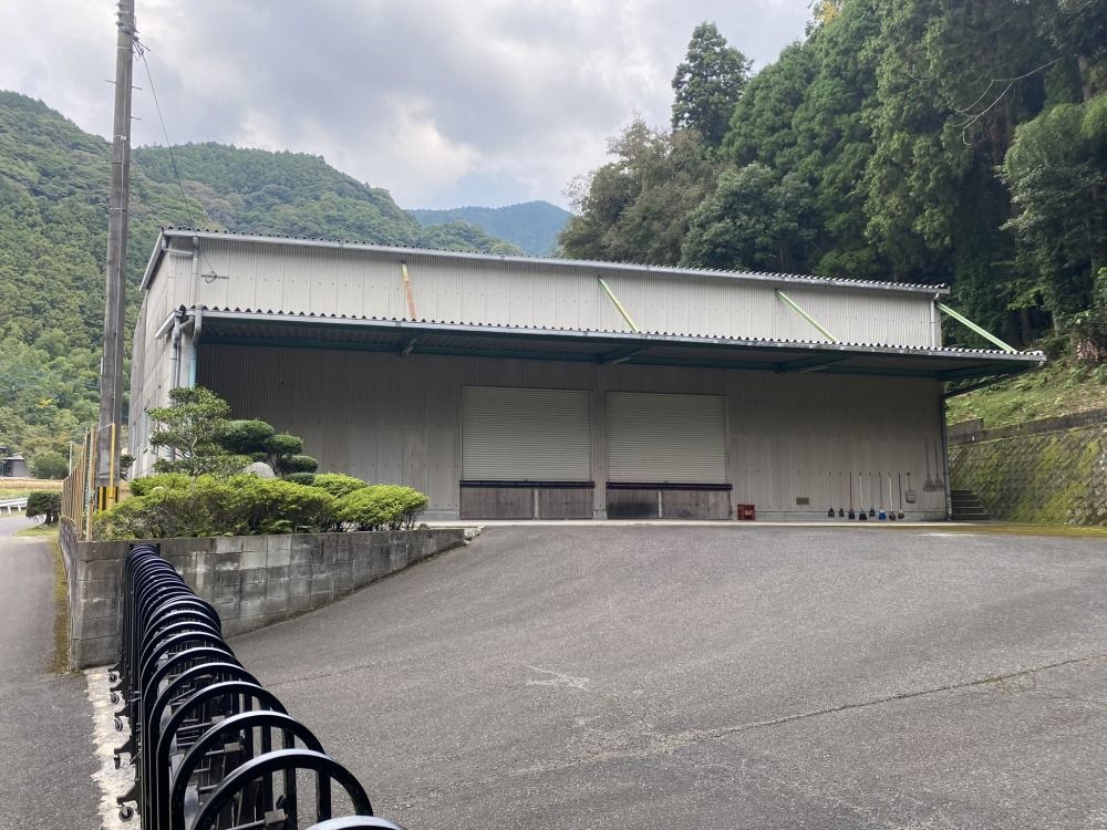 薦野倉庫