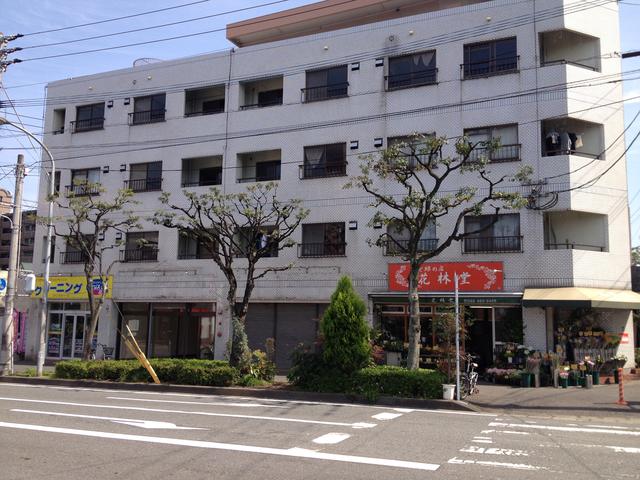 八尋ビル