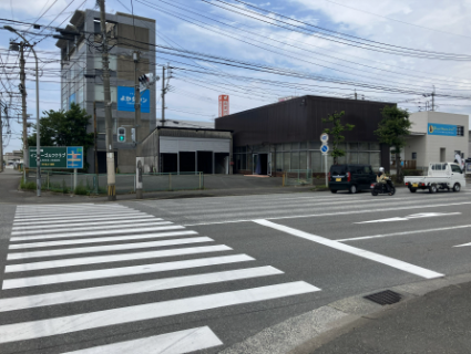 御笠川三丁目岩瀬倉庫