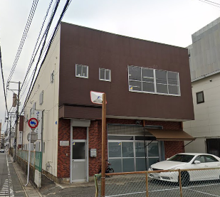 豊倉庫付き事務所