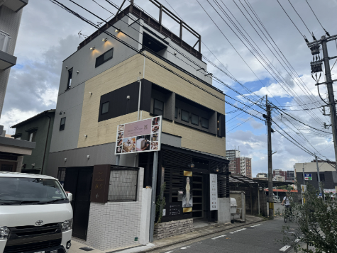 エコラビル