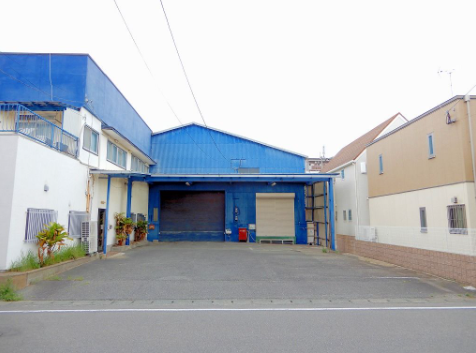 松岡貸倉庫