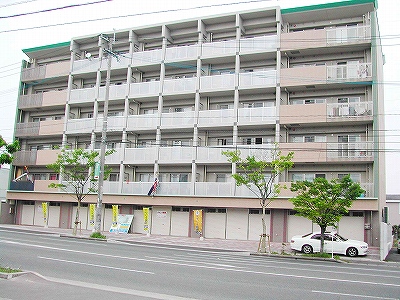 メゾン春日南