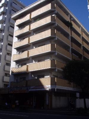 平尾ファミリア